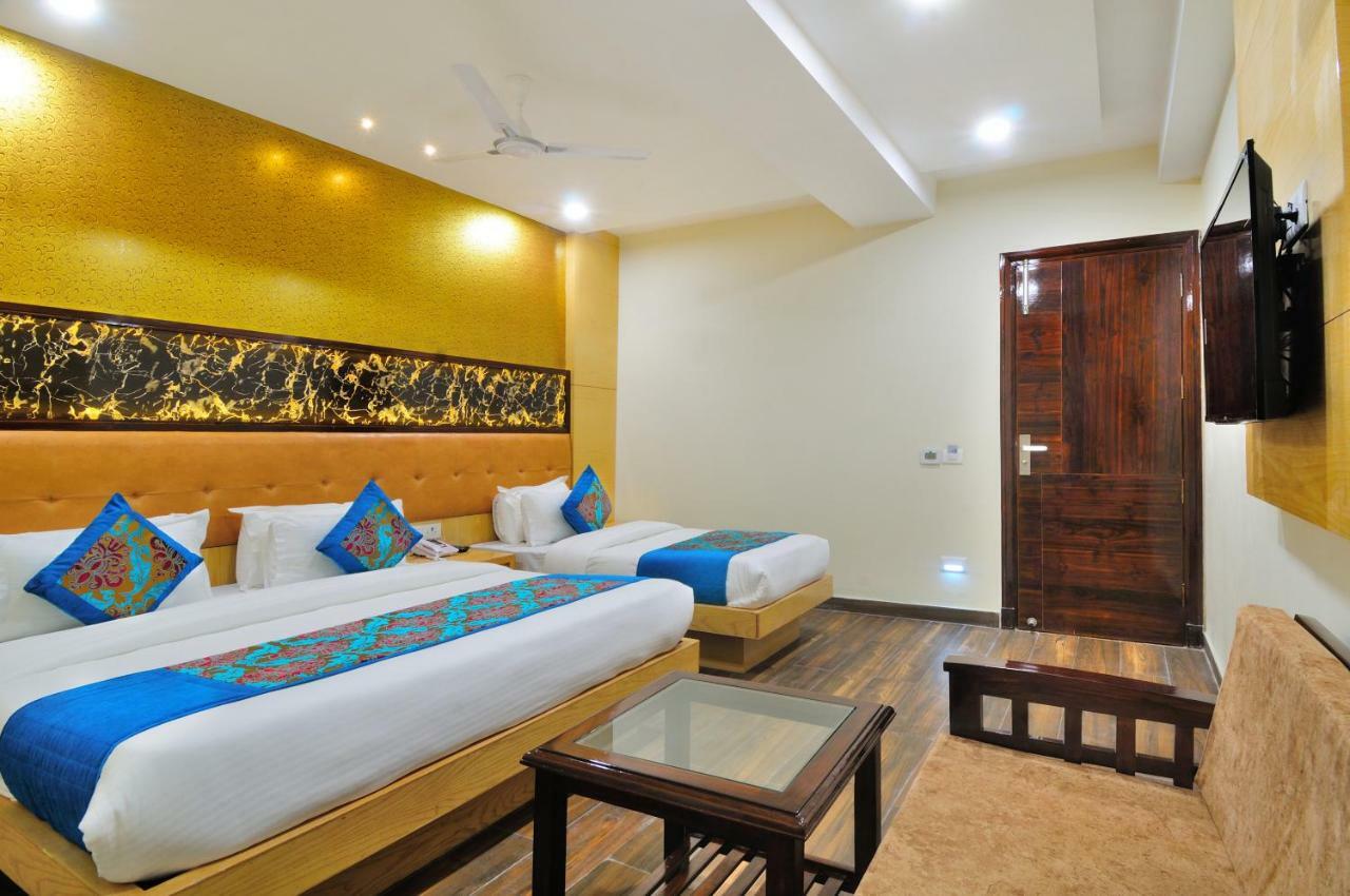 Hotel The Grand Uddhav Neu-Delhi Exterior foto