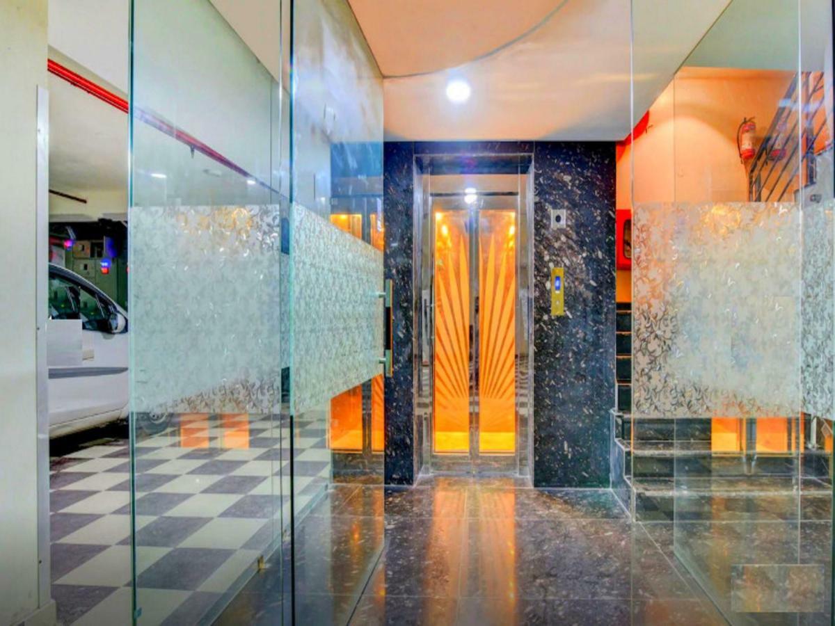 Hotel The Grand Uddhav Neu-Delhi Exterior foto