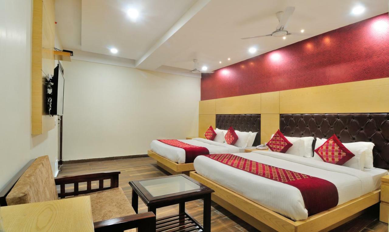 Hotel The Grand Uddhav Neu-Delhi Exterior foto