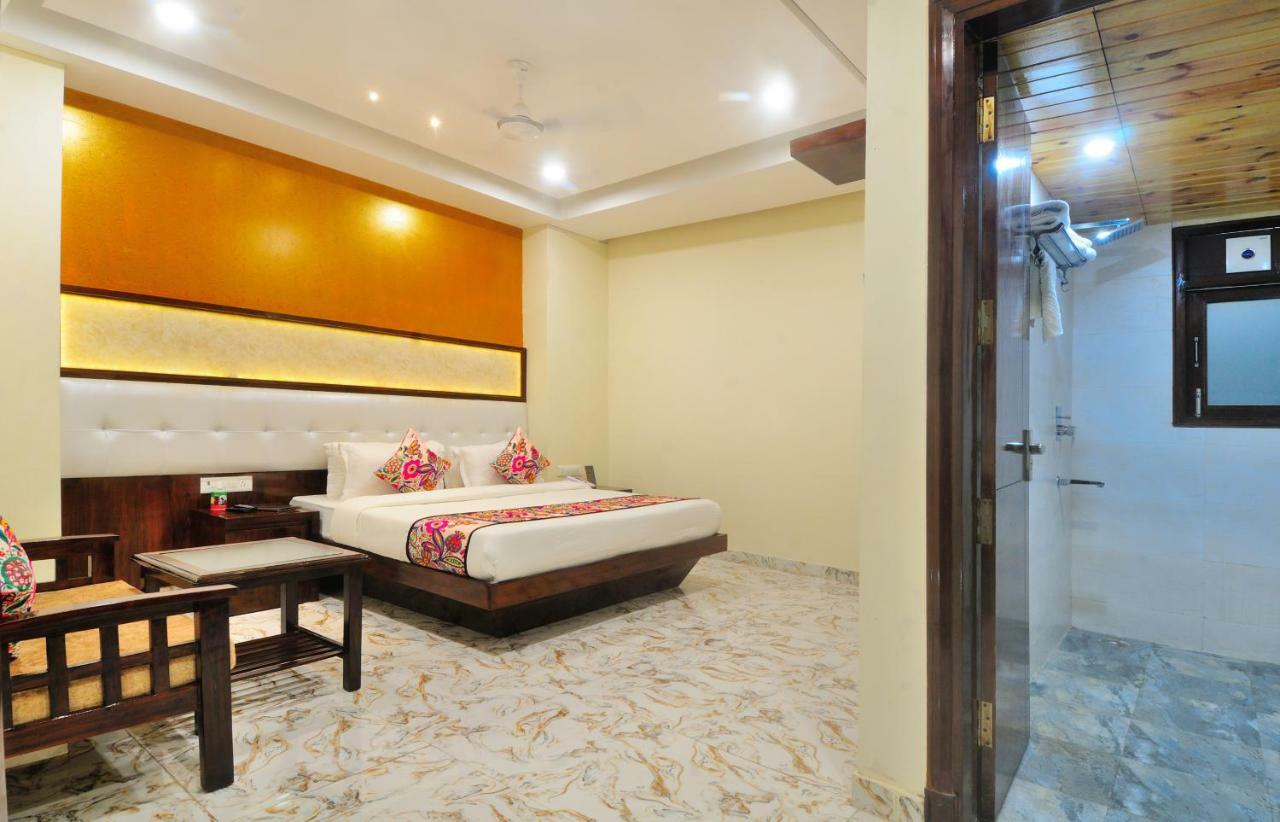 Hotel The Grand Uddhav Neu-Delhi Exterior foto